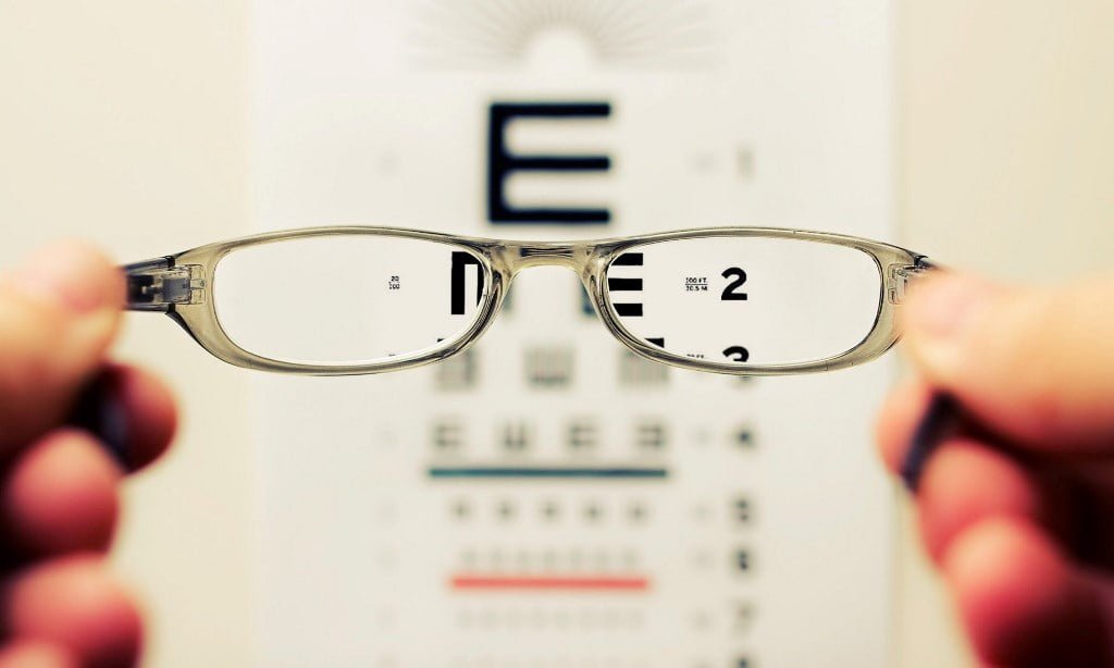 Solusi Efektif Tanpa Operasi untuk Kelainan Refraksi dengan Orthokeratology