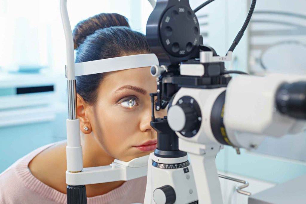 Permasalahan Penglihatan Binokular (Binocular Vision) yang Perlu Bantuan Vision Therapy