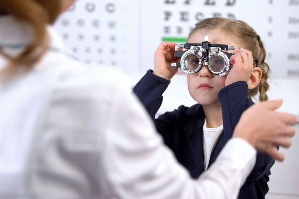 Peran Vision Therapy dalam Memperbaiki Permasalahan Visual Anak
