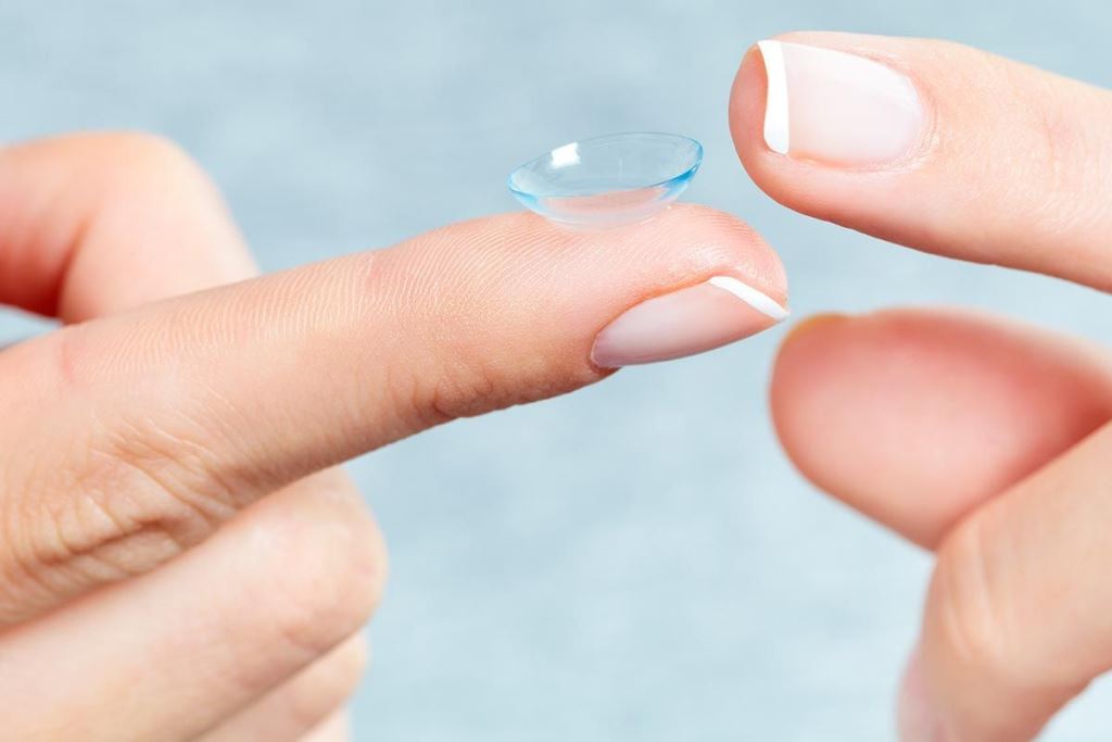 Cara Terapi Mata untuk Menurunkan Mata Minus dengan Orthokeratology (Ortho-K)