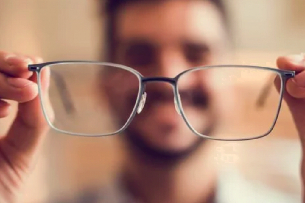 Ketahui tentang Penglihatan Memburuk Karena Low Vision