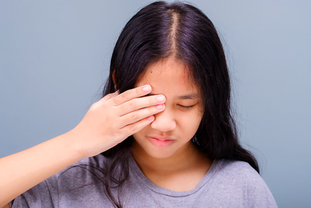 Mengenali Gejala Mata Minus, Kapan Harus Berkonsultasi dengan Optometri