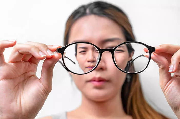 Ketahui Bantuan dan Solusi Terbaik untuk Seseorang yang Mengalami Low Vision