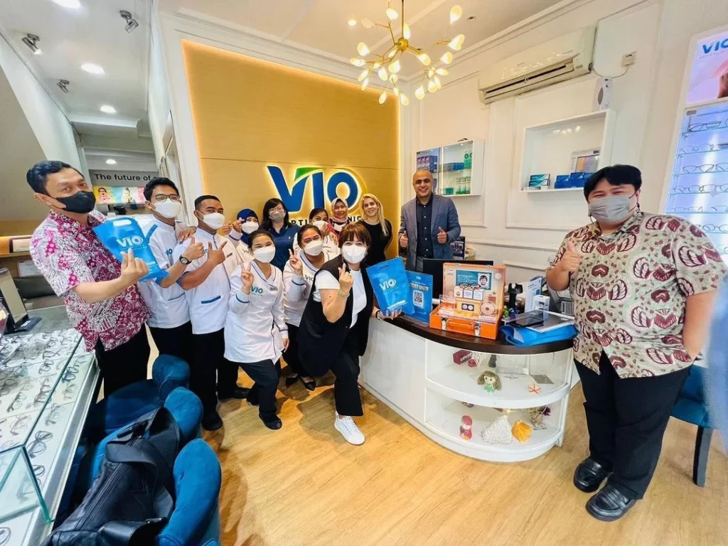 Dedikasi VIO Optical Clinic untuk Penglihatan Optimal Indonesia: Prestasi Global Hingga Komitmen Lokal