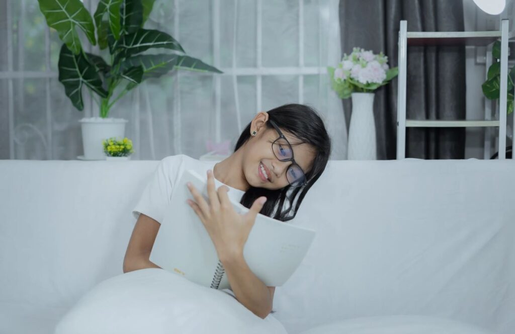 Benarkah Anak Remaja Tidak Boleh Menjalani Operasi Lasik?