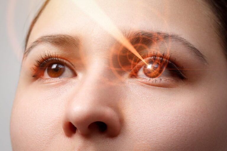 Berapa Minimal Usia untuk Jalani Operasi LASIK? Jangan Paksakan Jika Belum Siap!