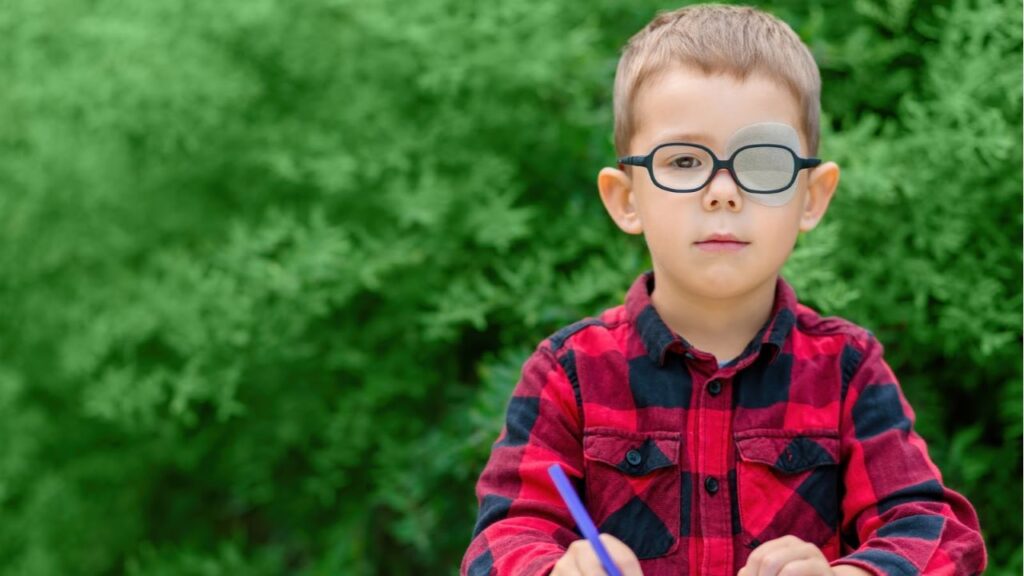 Deteksi Dini Ambliopia: Langkah Penting Menyelamatkan Penglihatan Anak