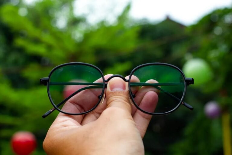 Penglihatan Terasa Makin Buram? Bisa Jadi Resep Kacamata Anda Perlu Diperbarui